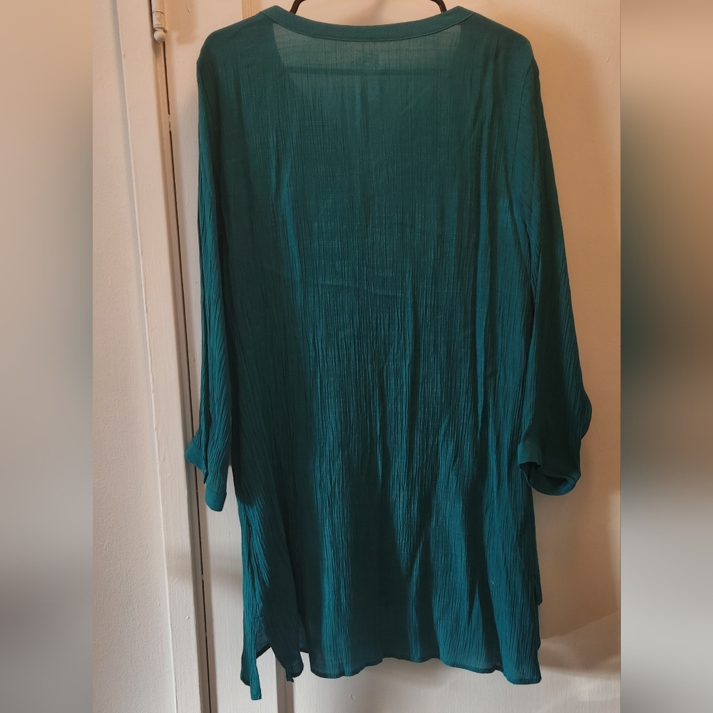 Long Sleeve Henley Style Blouse With V Neck By St John's Bay. Size XL - Picture 2 of 5